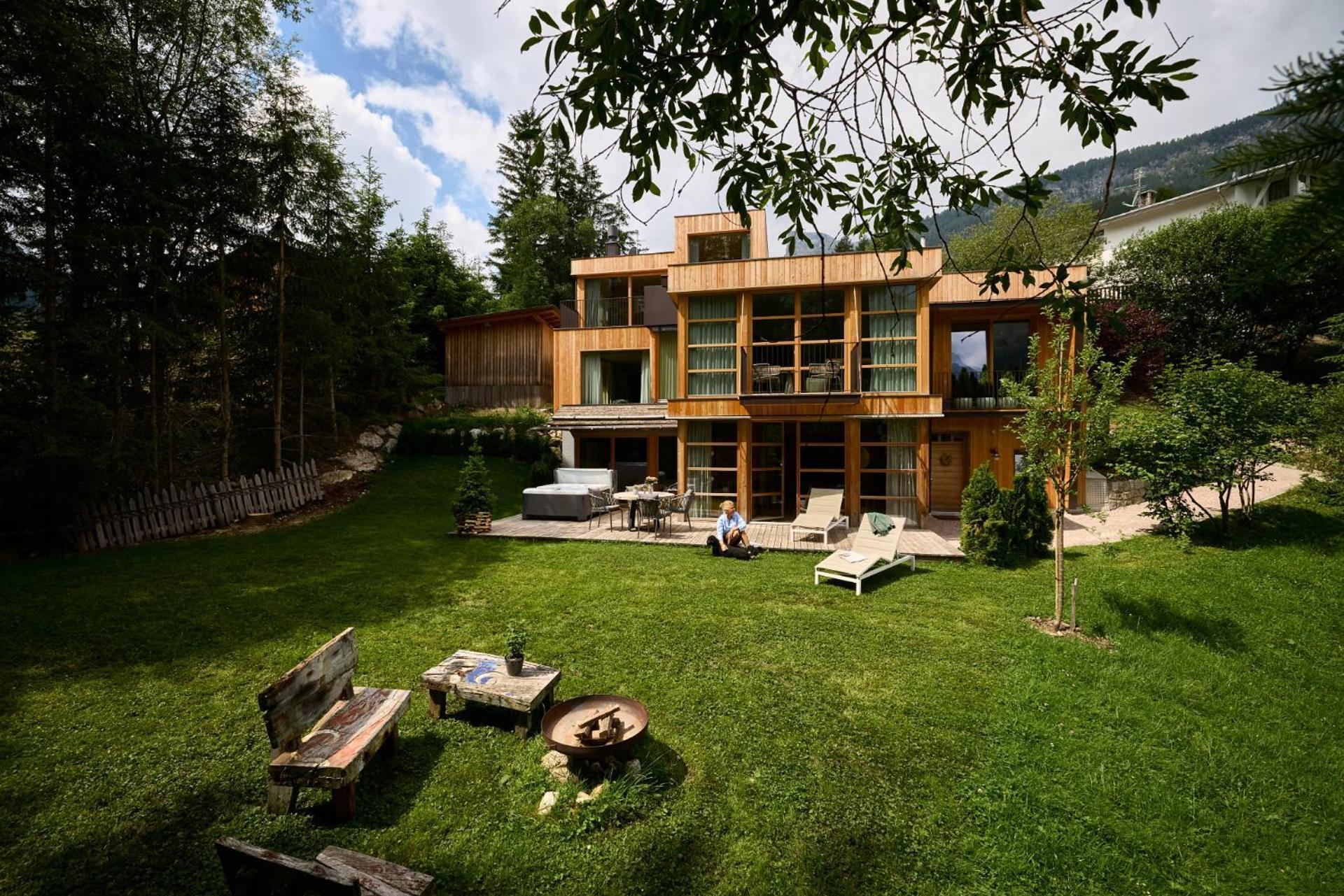 Appartamenti La Sajun & Les Viles La Villa  Exterior photo
